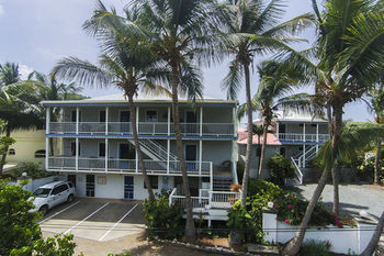 Coconut Coast Villas Contant  Exterior photo